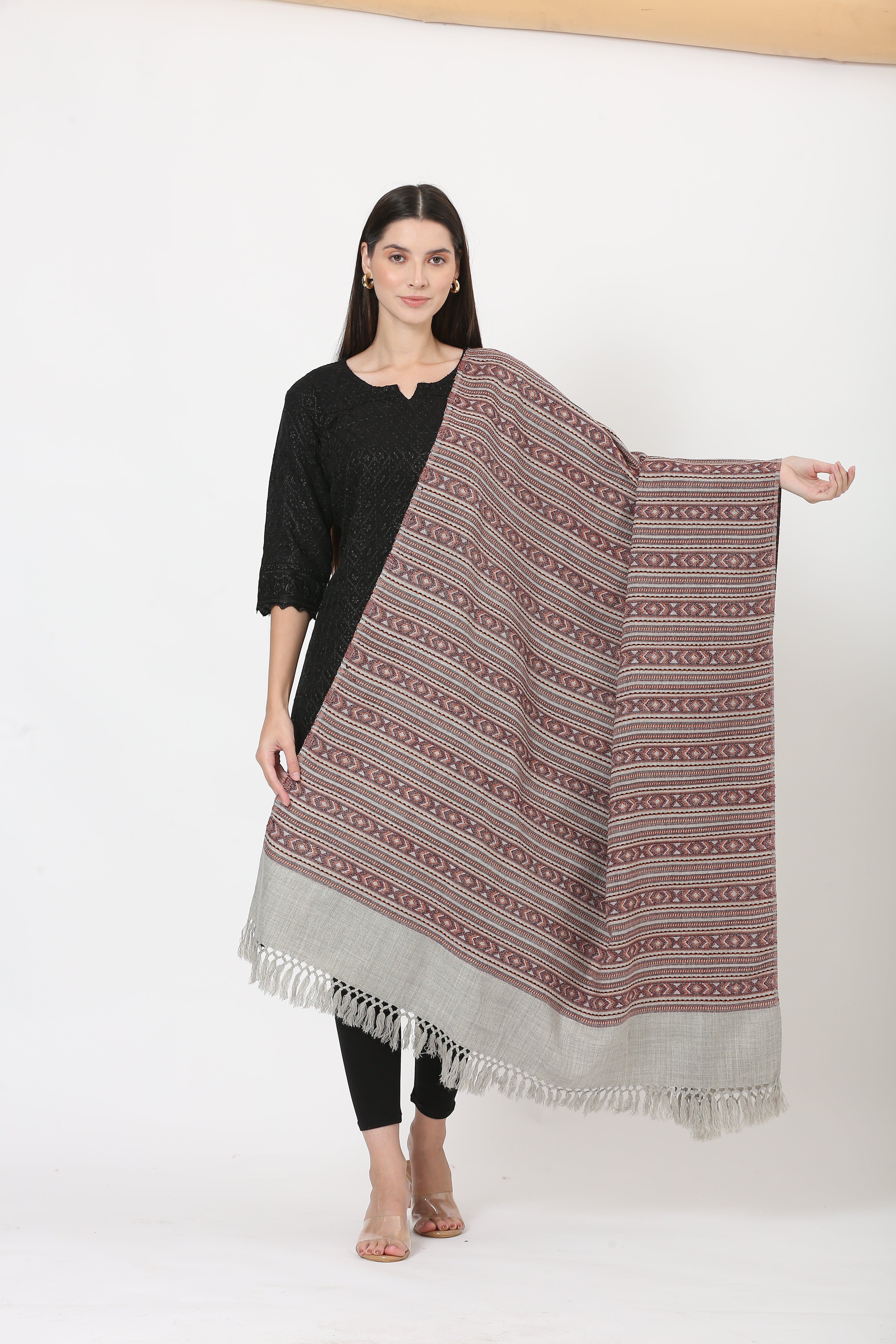 naga retro weave shawl