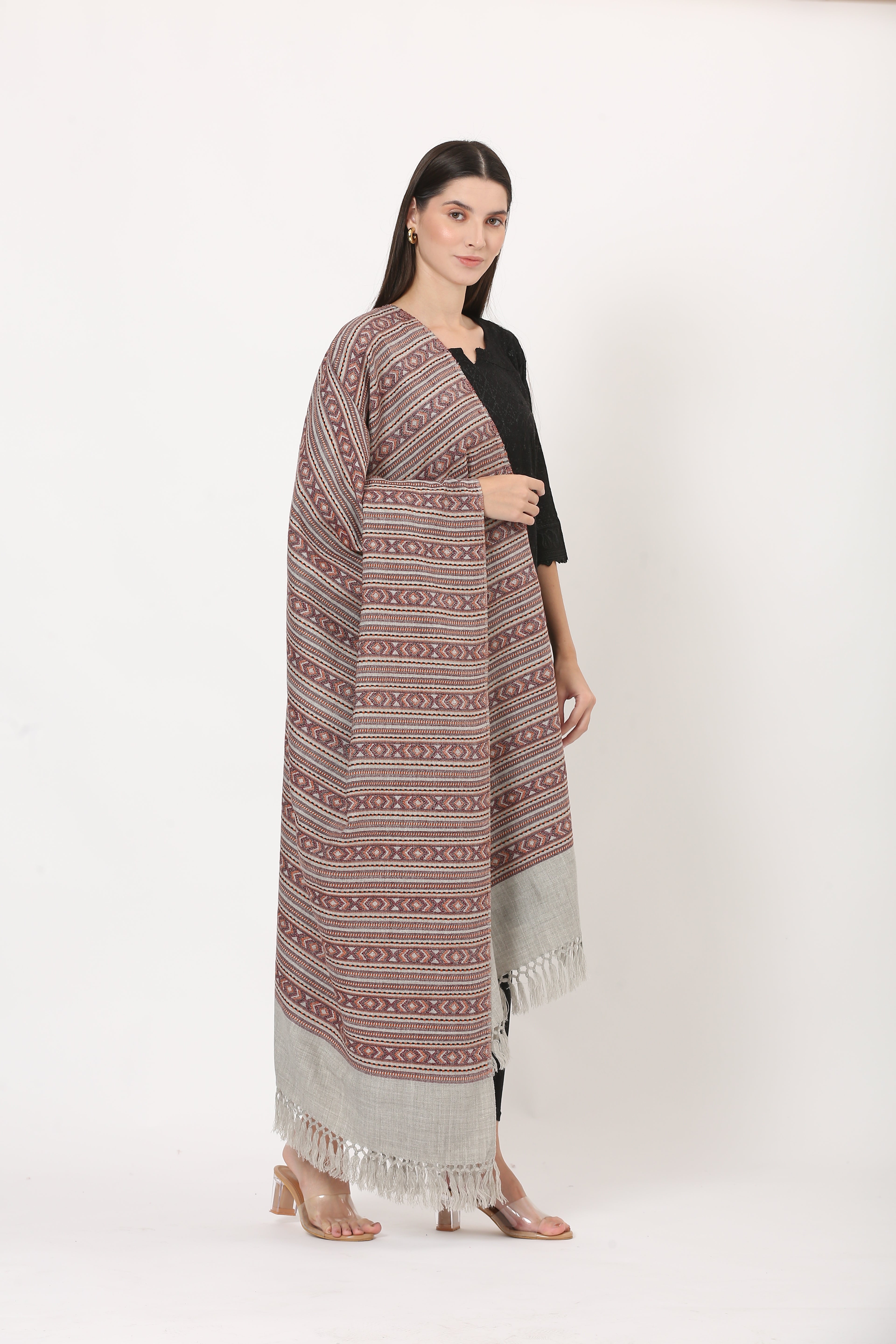 naga retro weave shawl