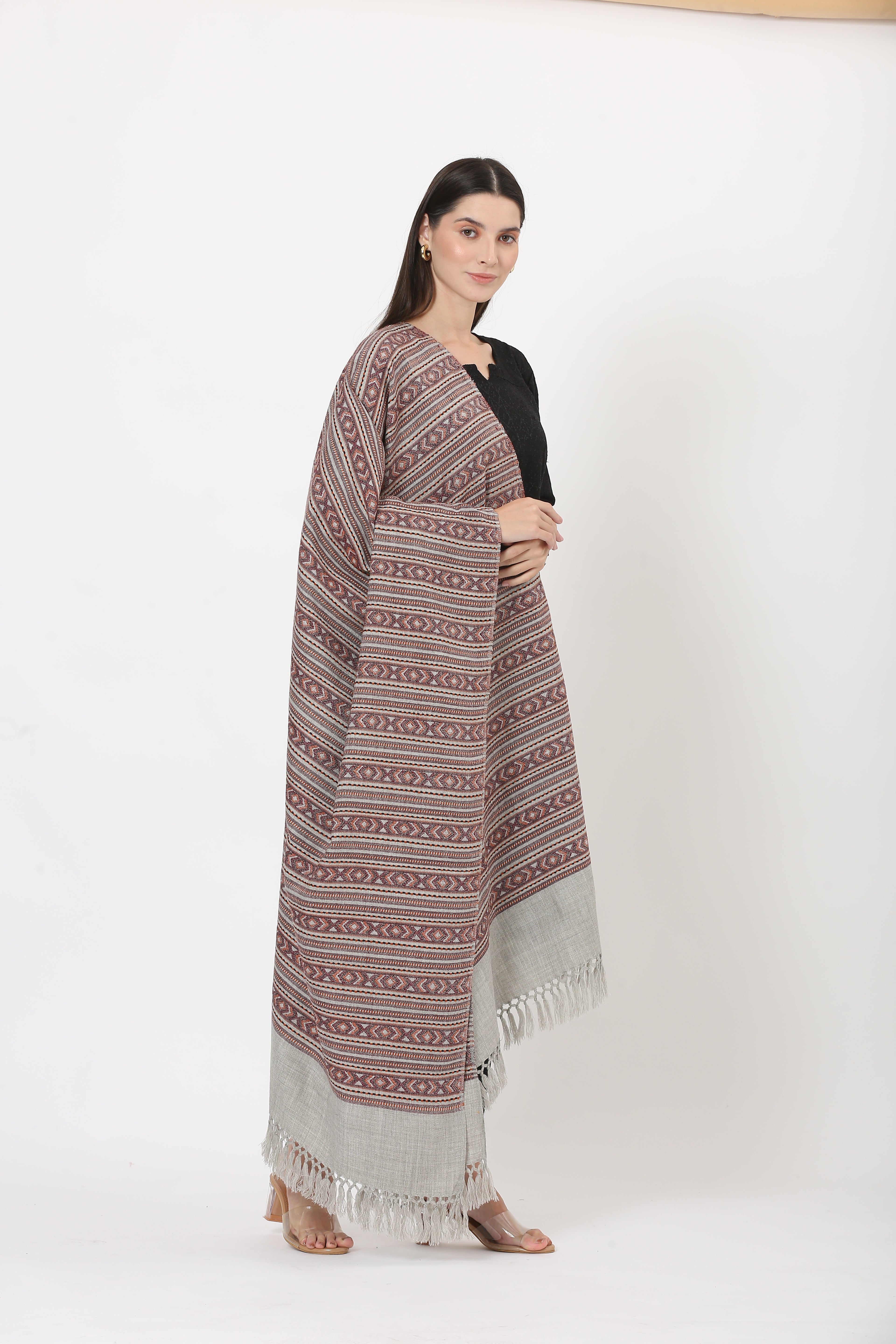 naga retro weave shawl