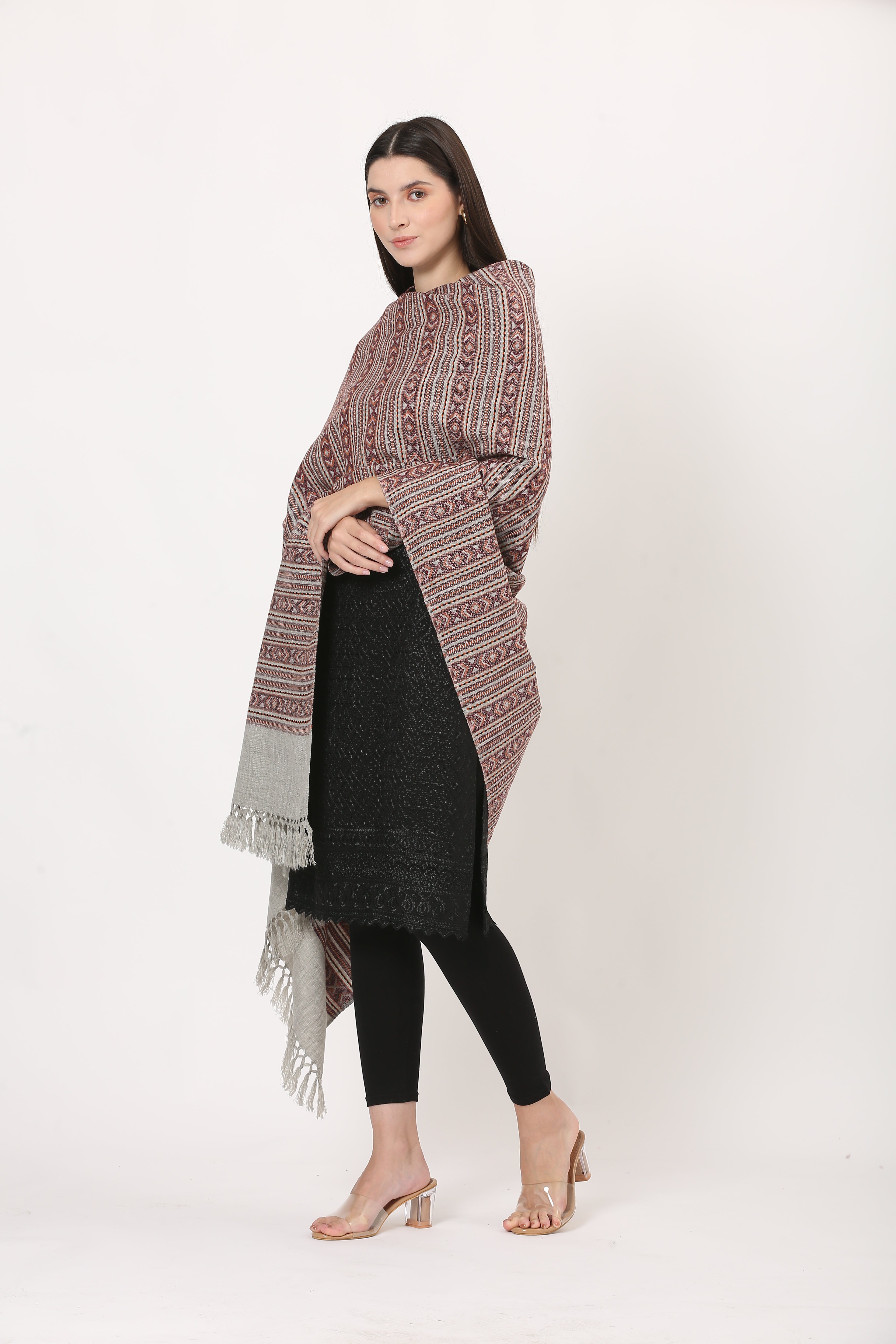 naga retro weave shawl