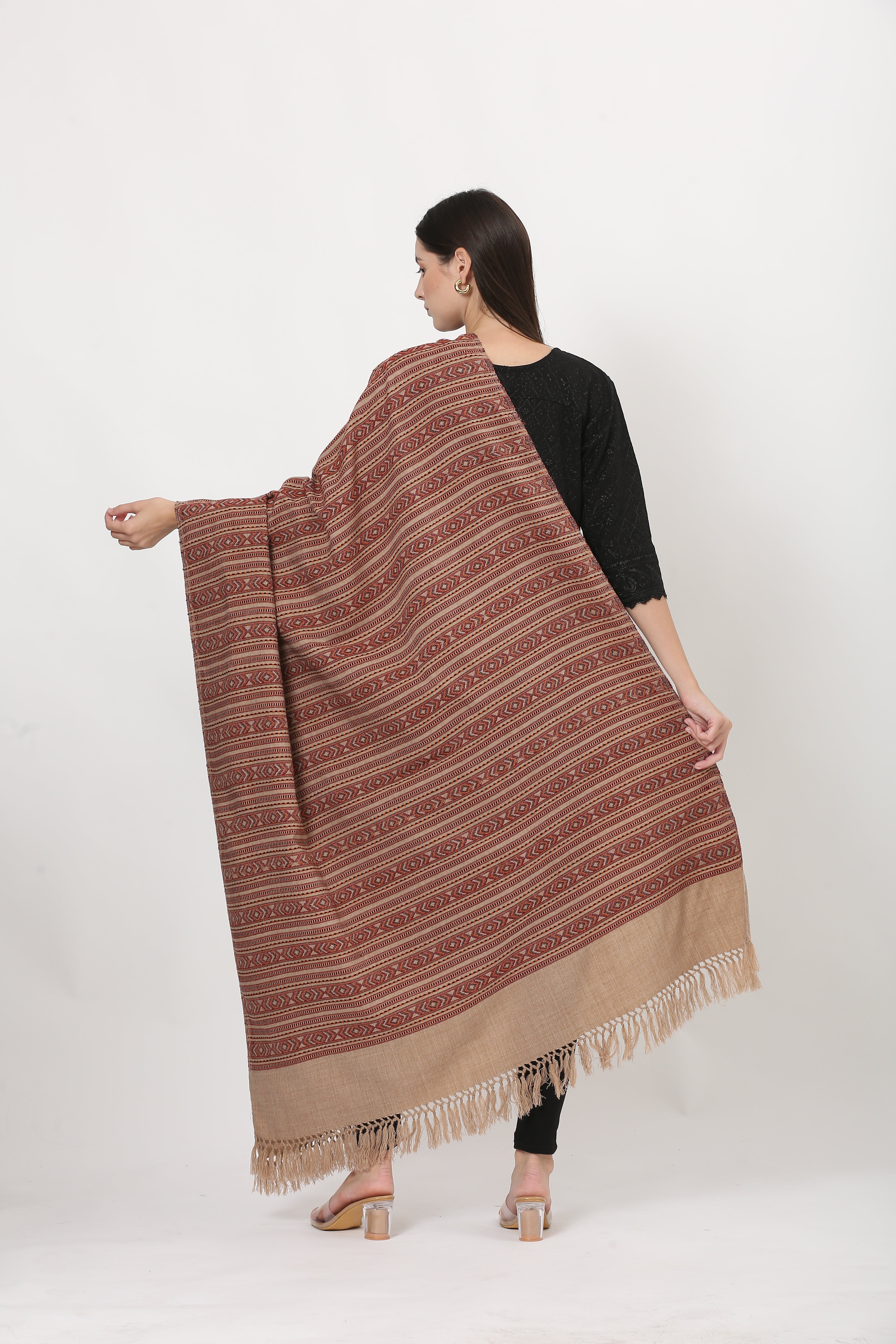naga retro weave shawl
