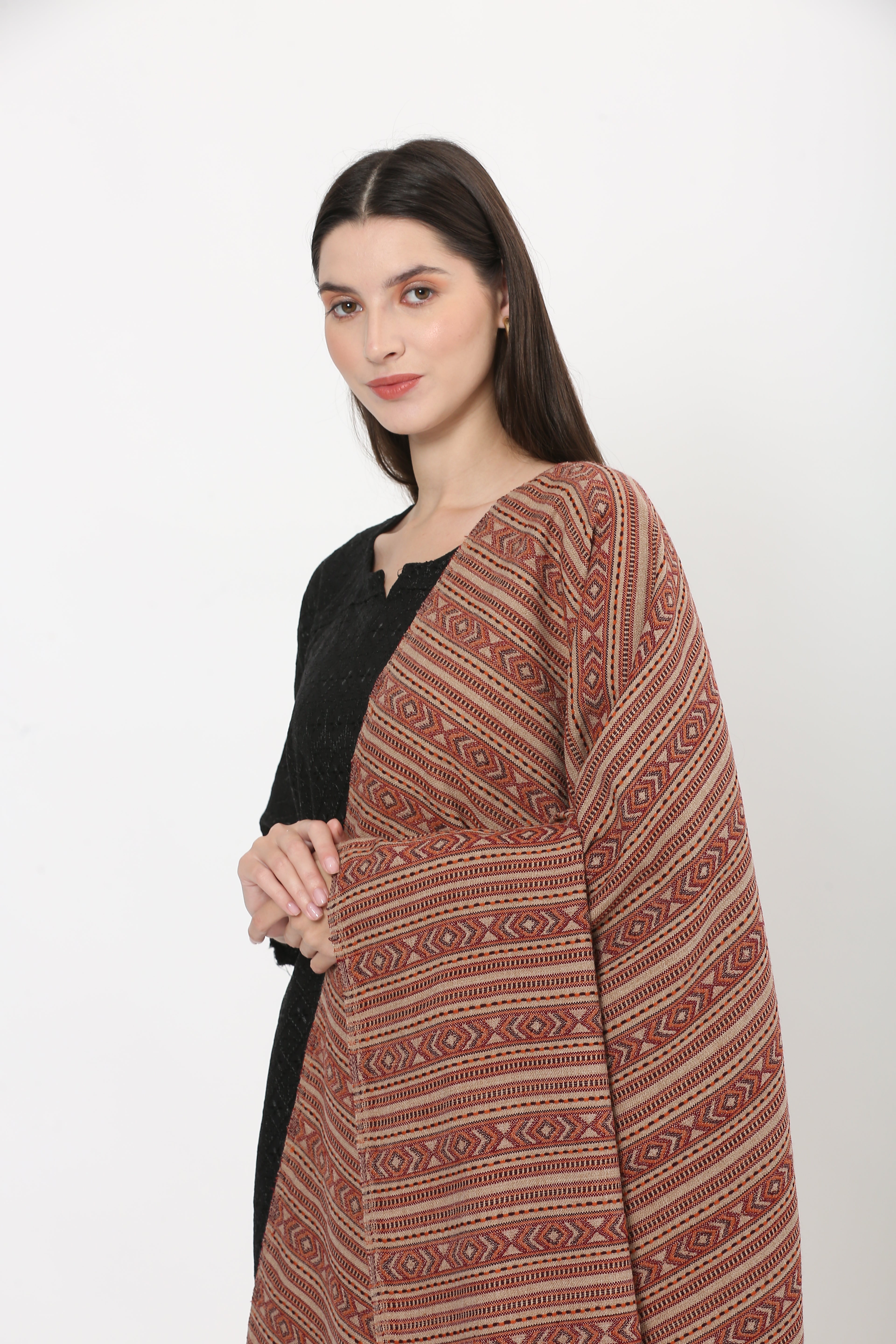naga retro weave shawl