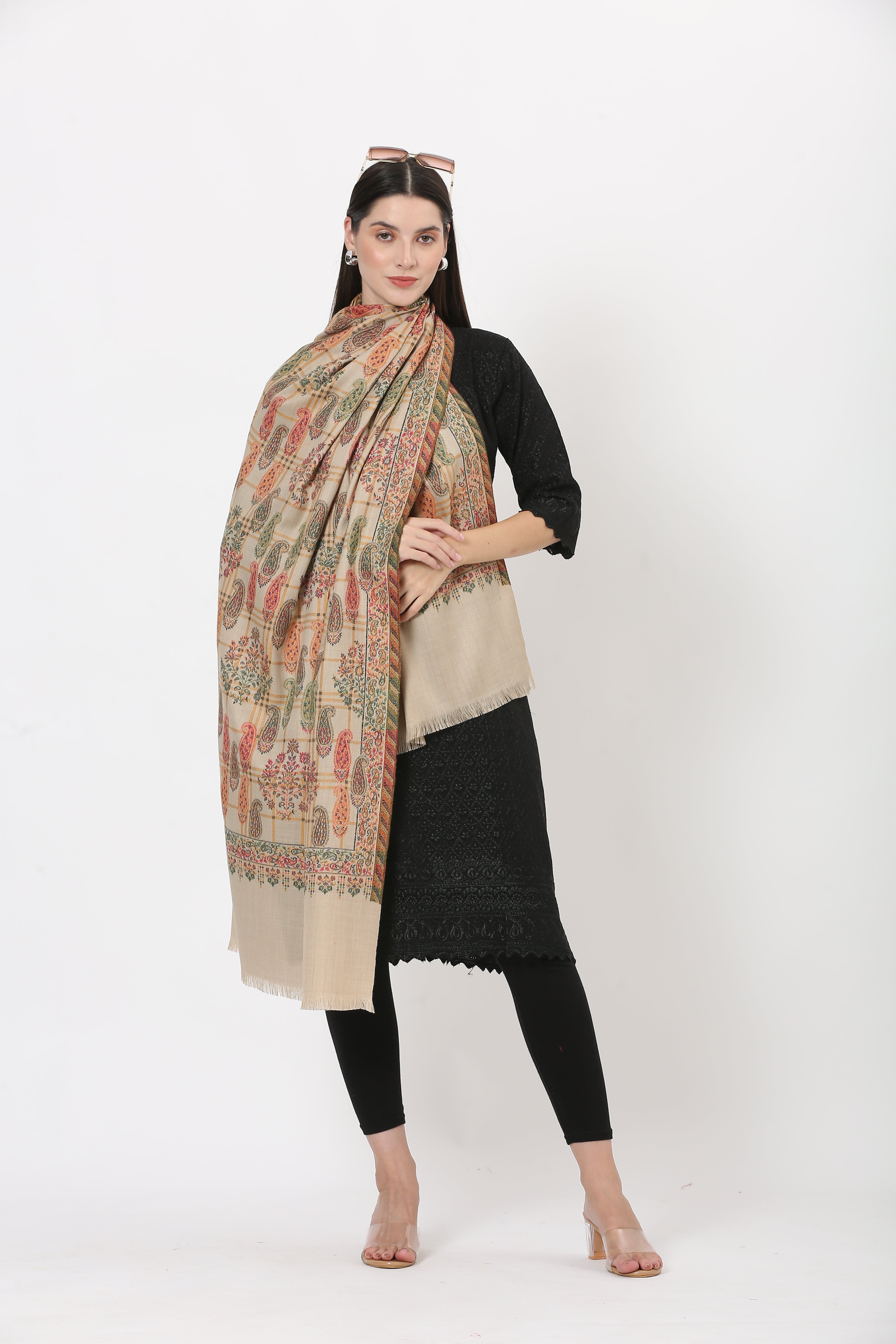 fine woolen kani weave shawl