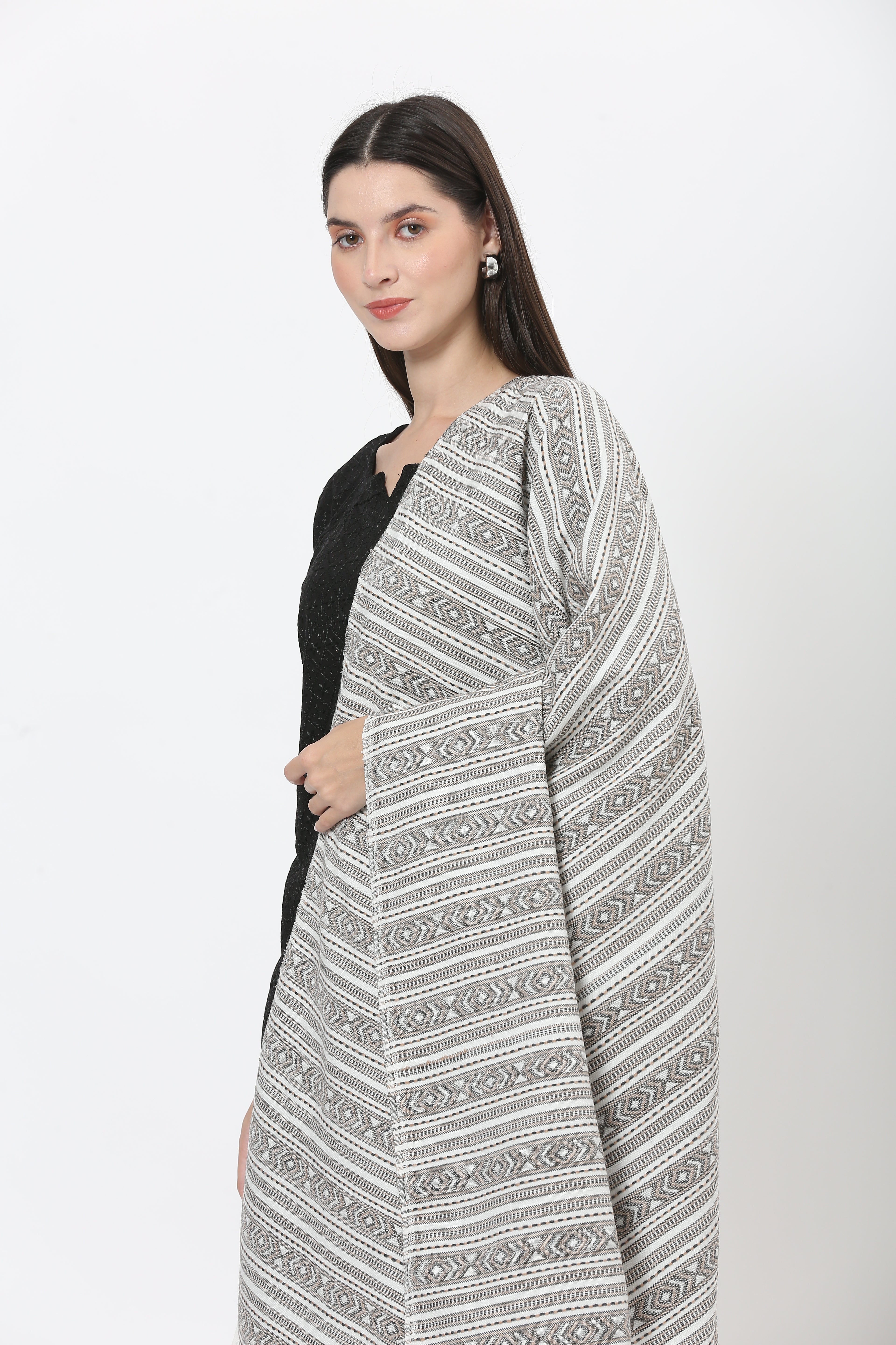 naga retro weave shawl