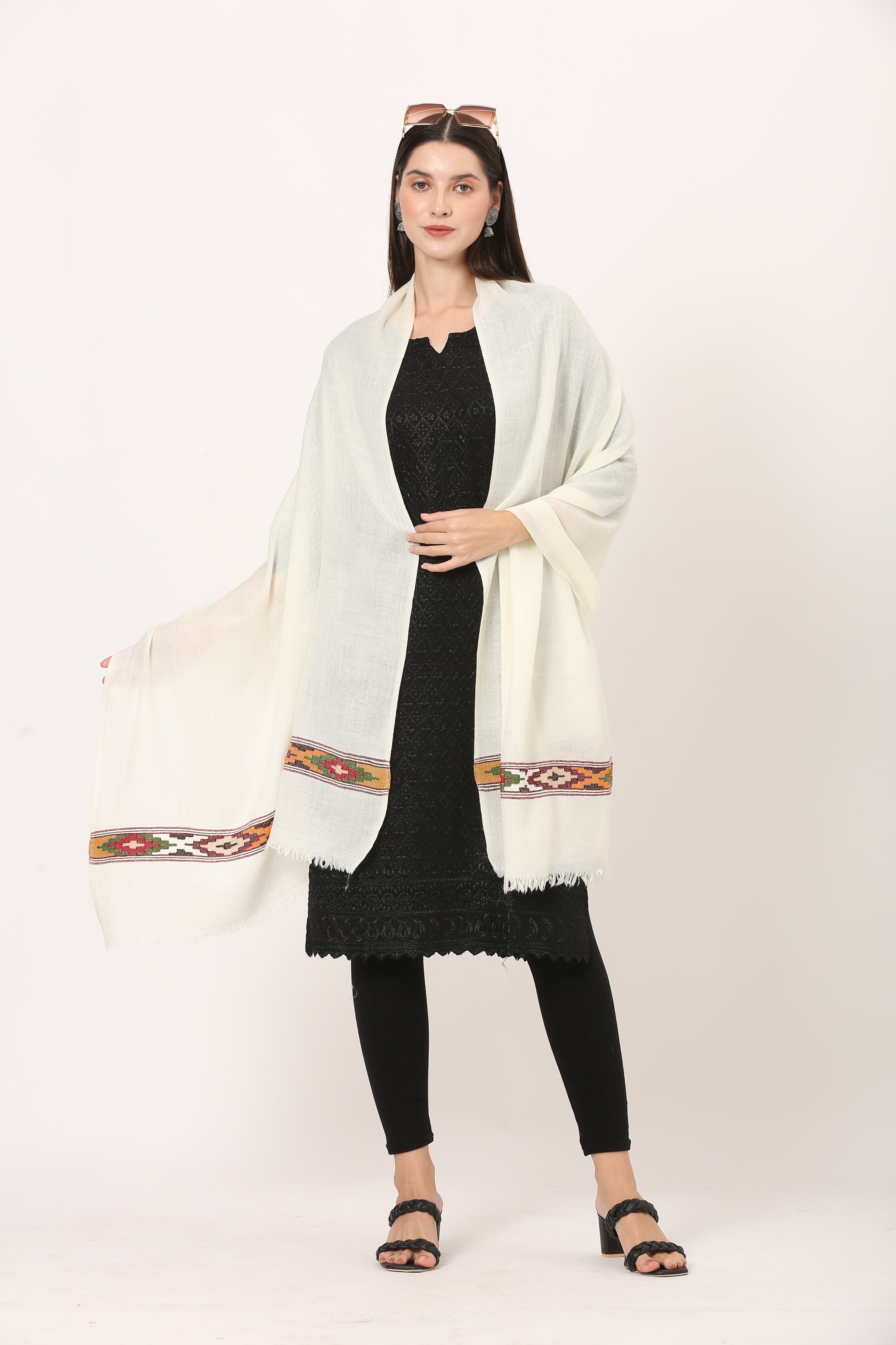 Angorra pashmina hand weaved stole