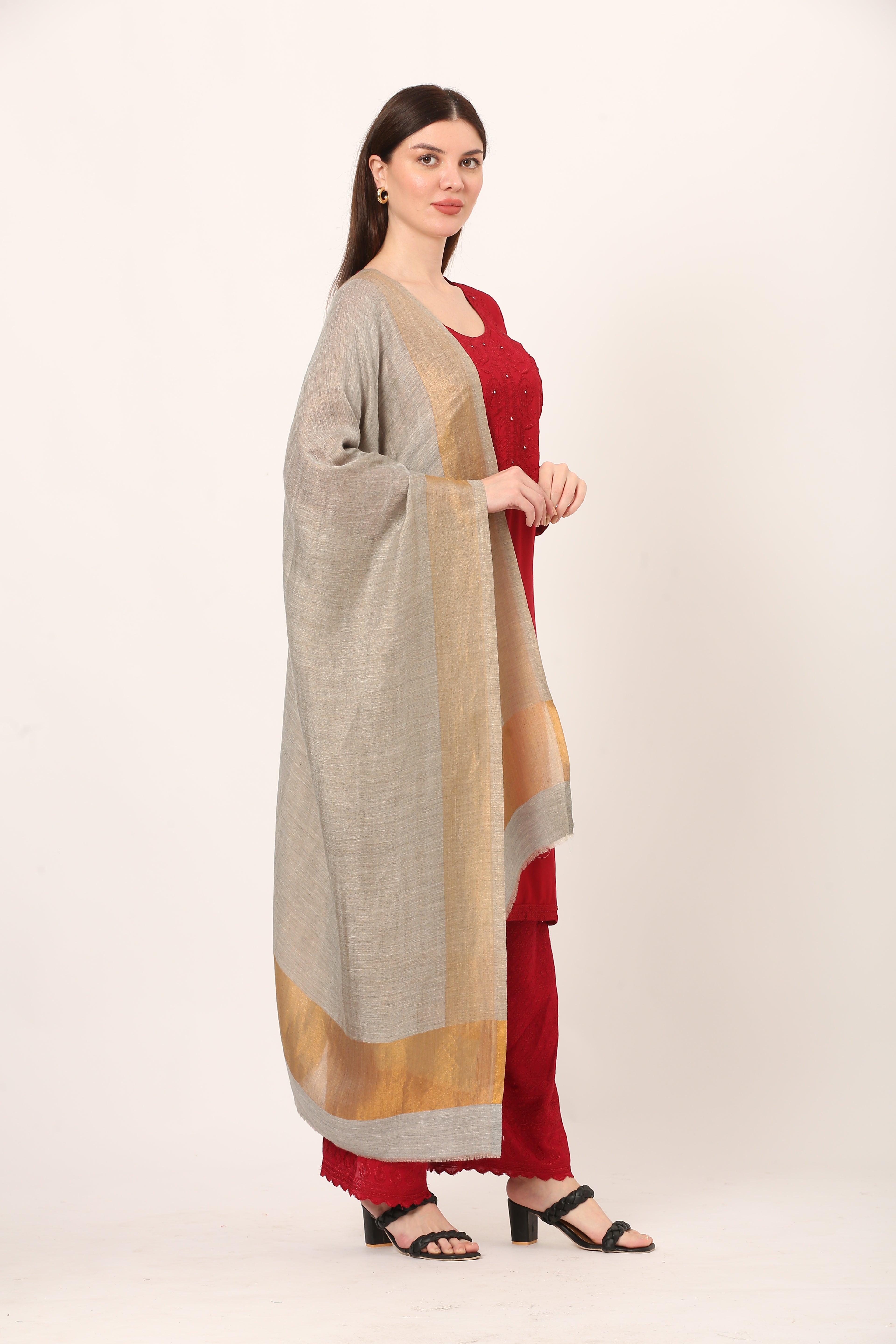 zari lite wool stole