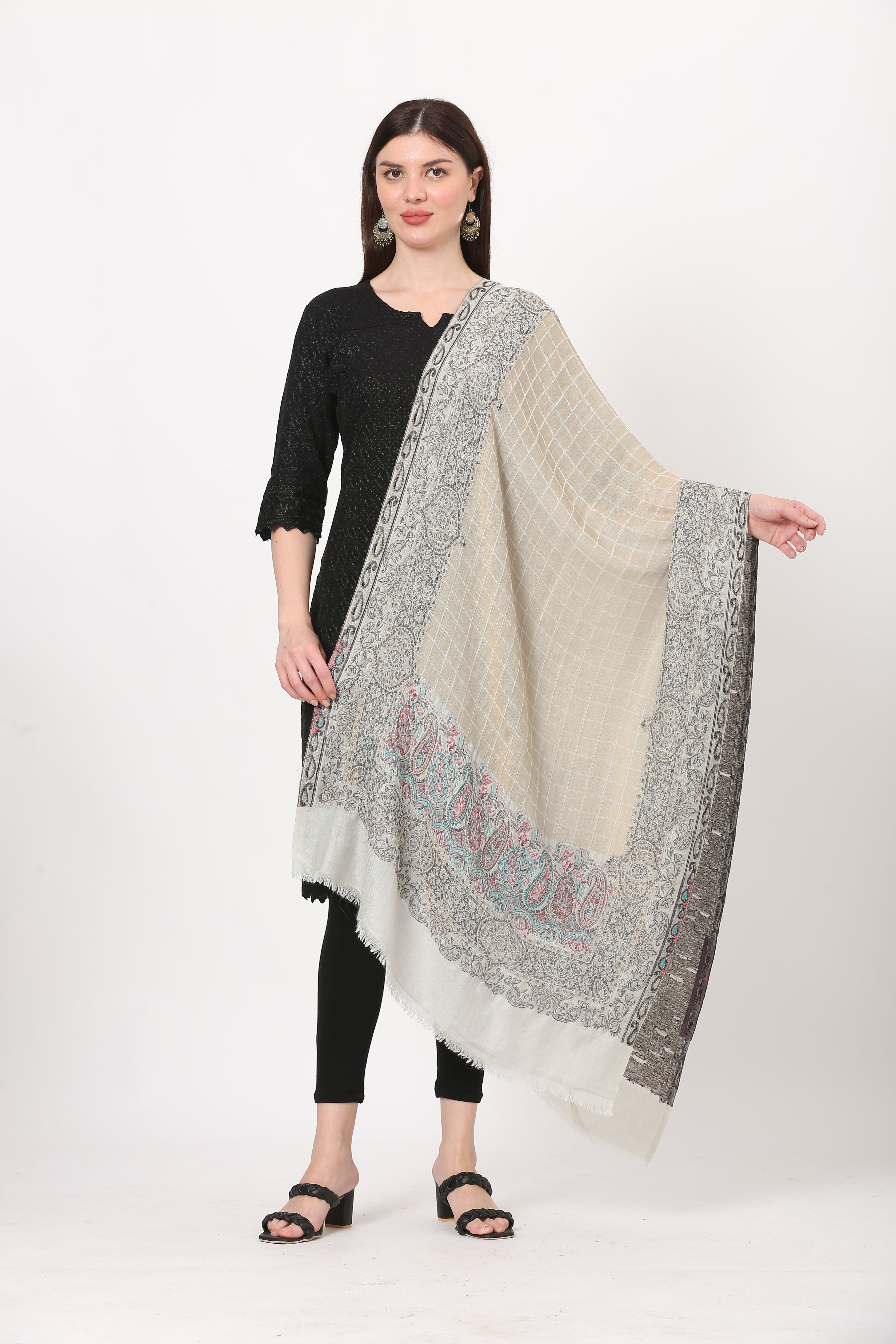kani zari stole