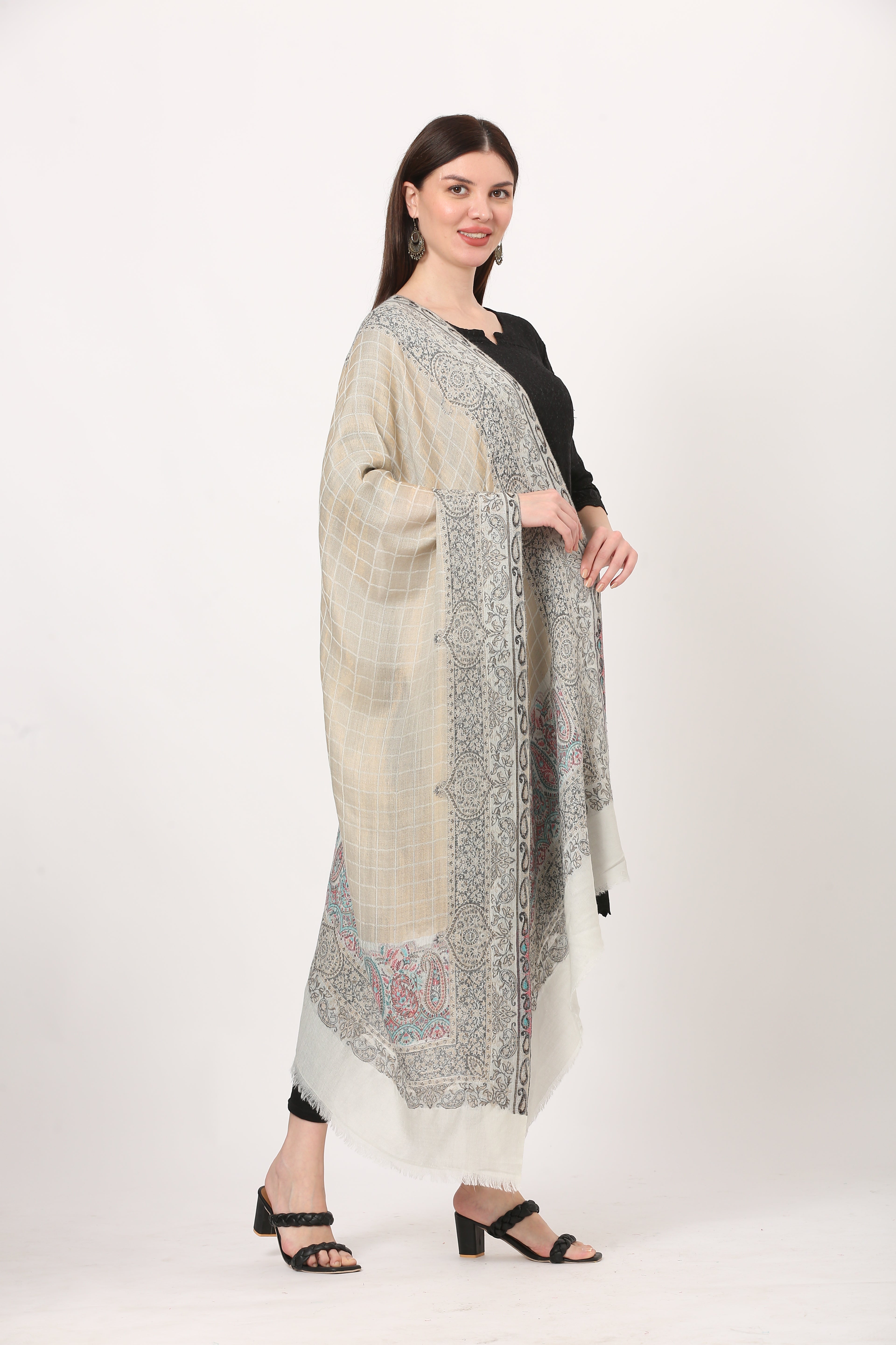 kani zari stole