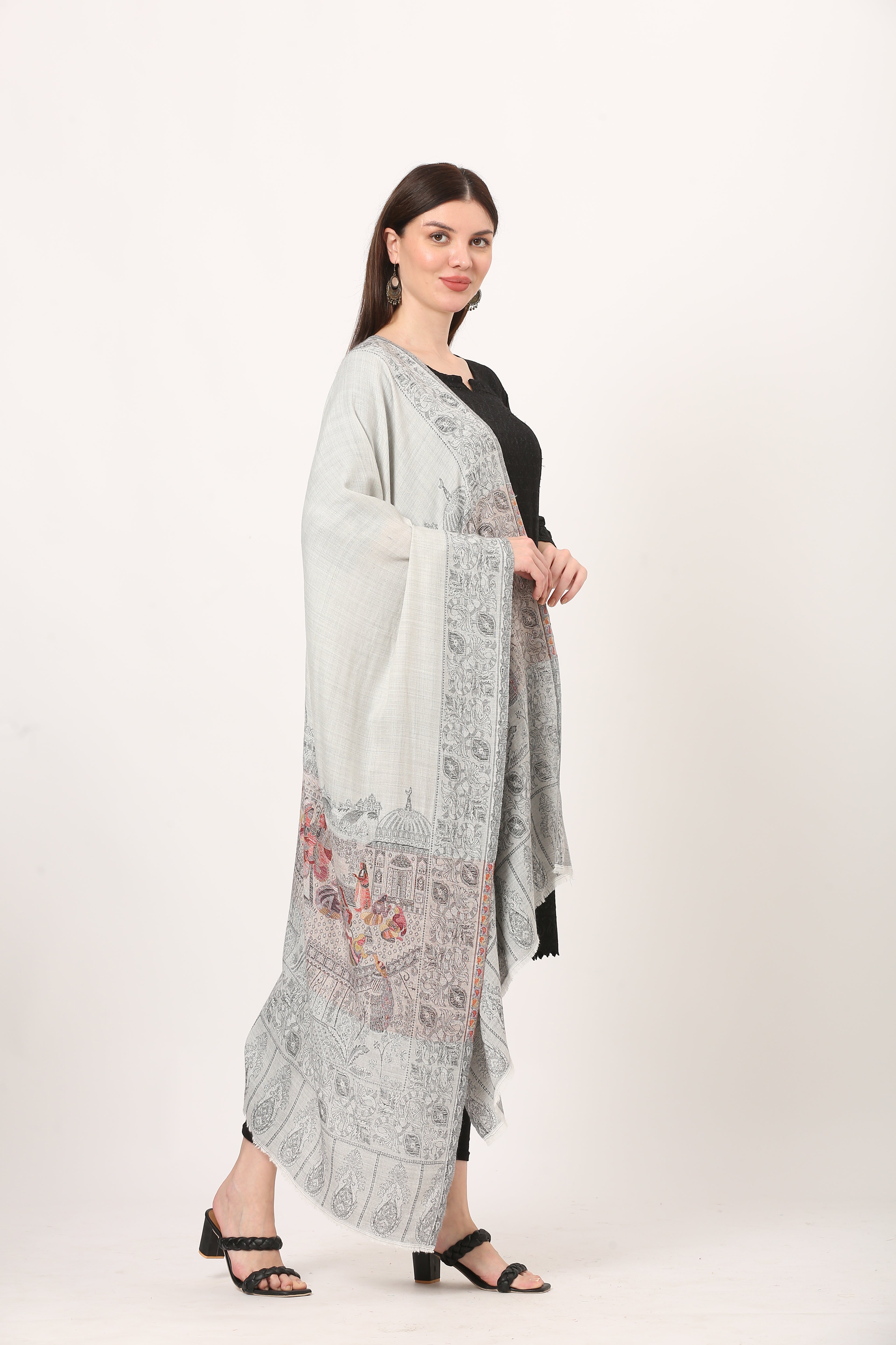 kani medieval palla stole