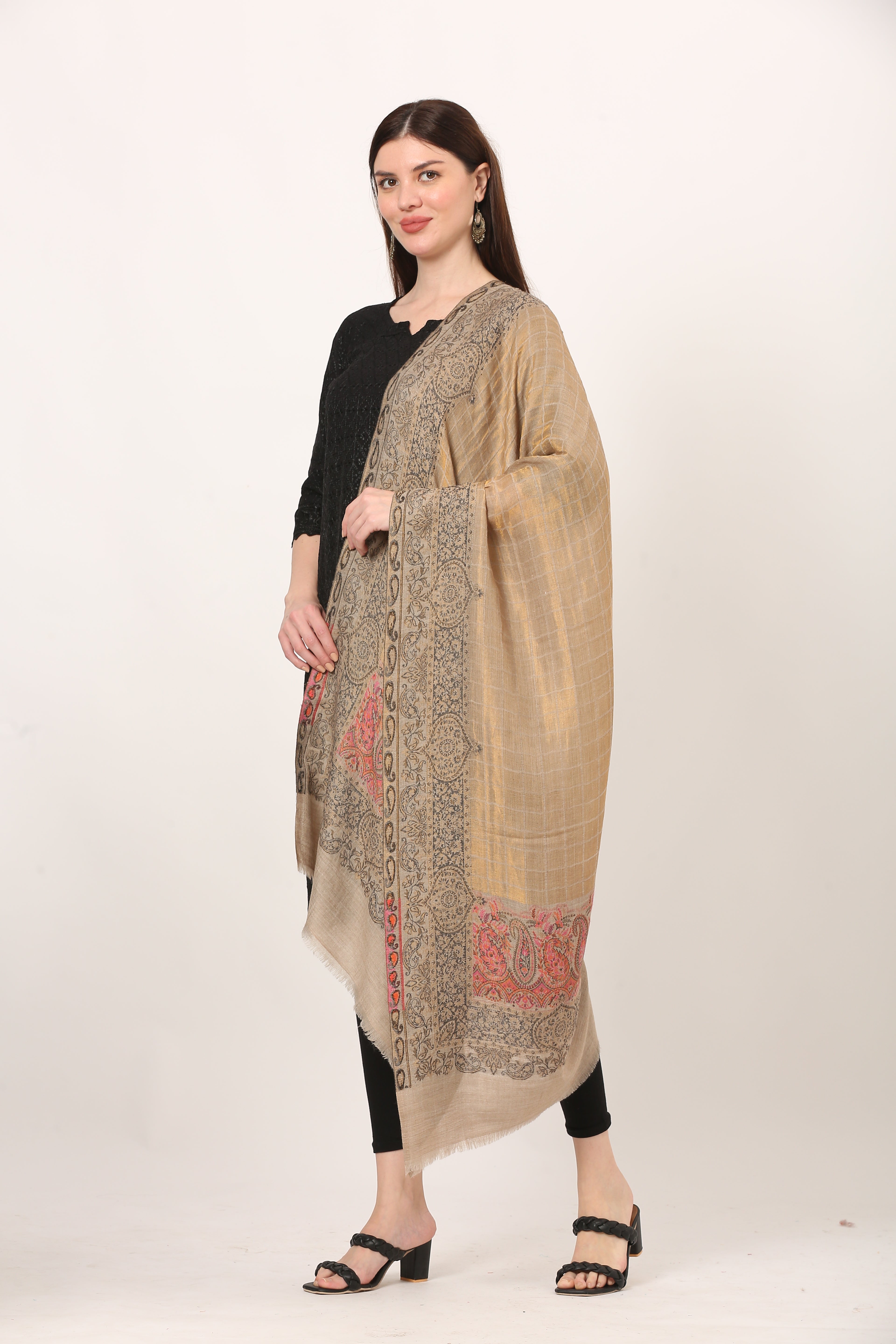 kani zari stole