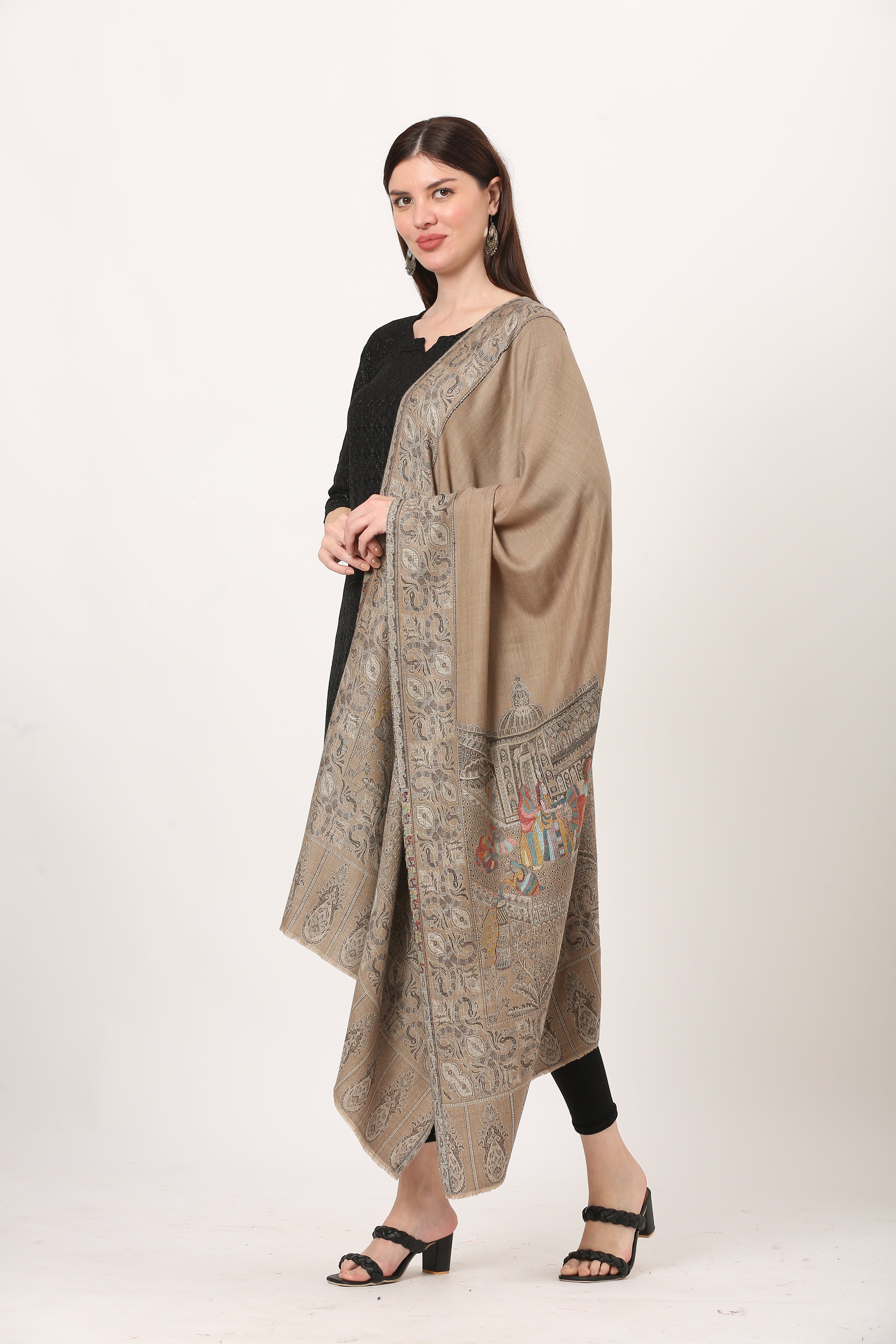 kani medieval palla stole