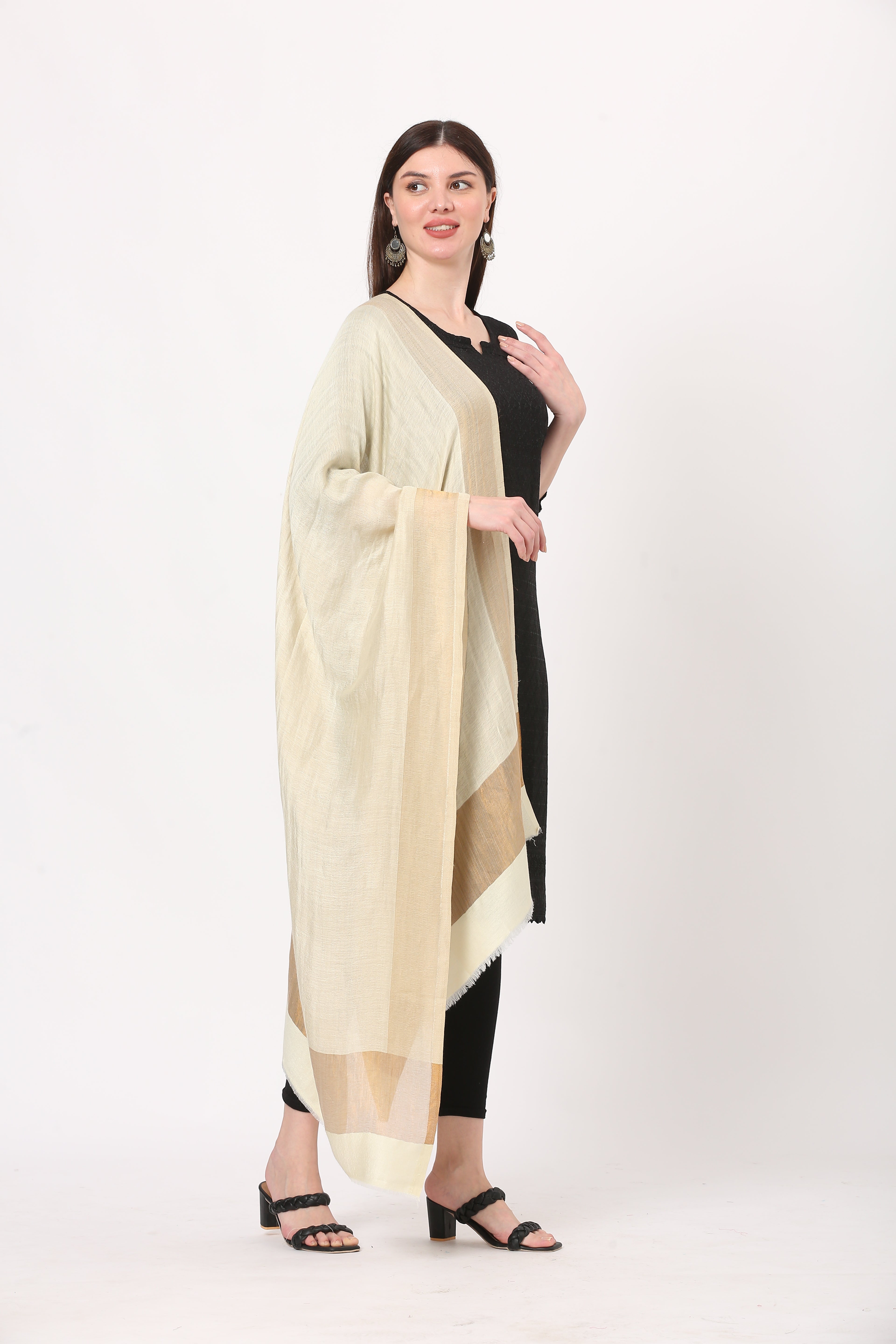 zari lite wool stole
