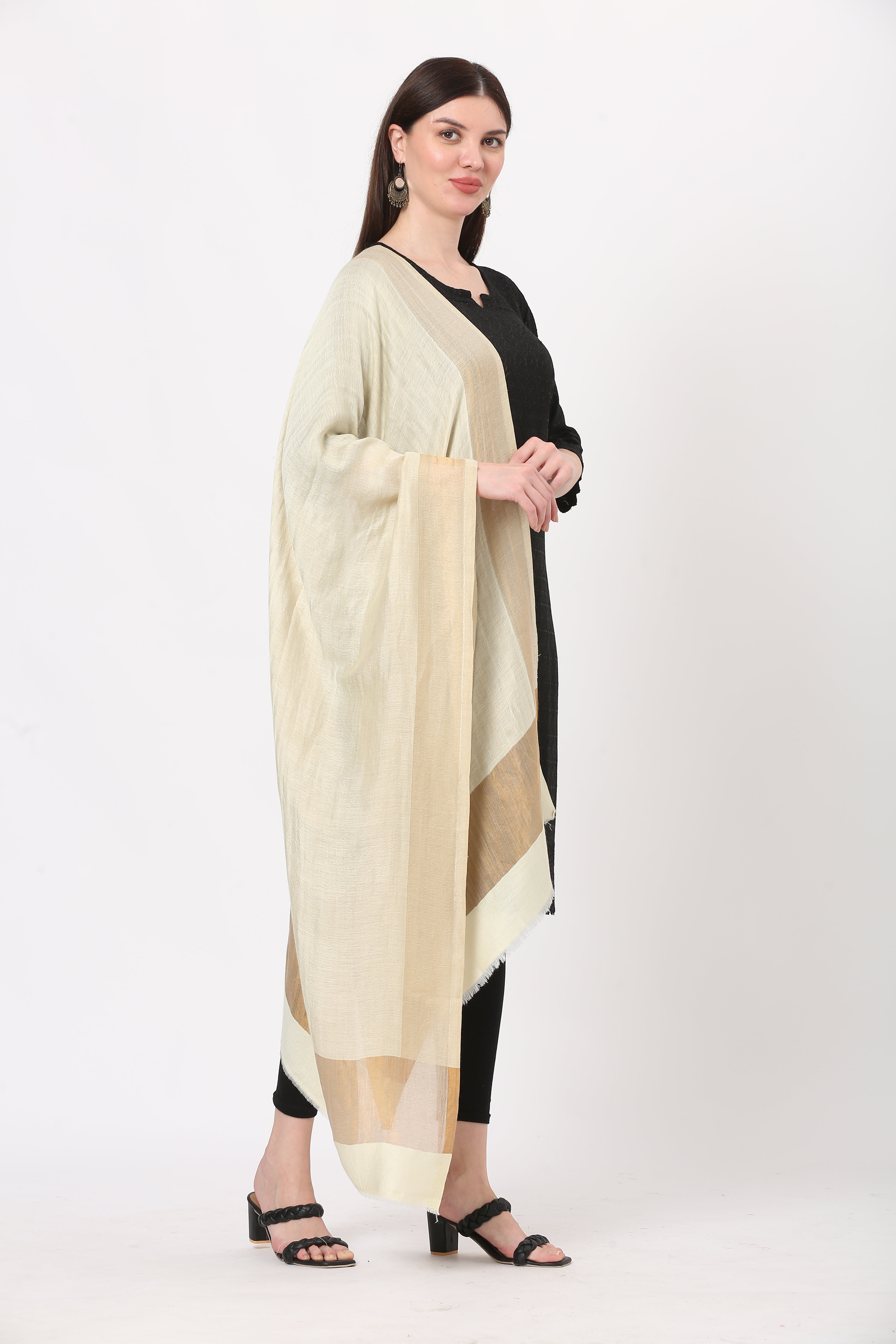 zari lite wool stole