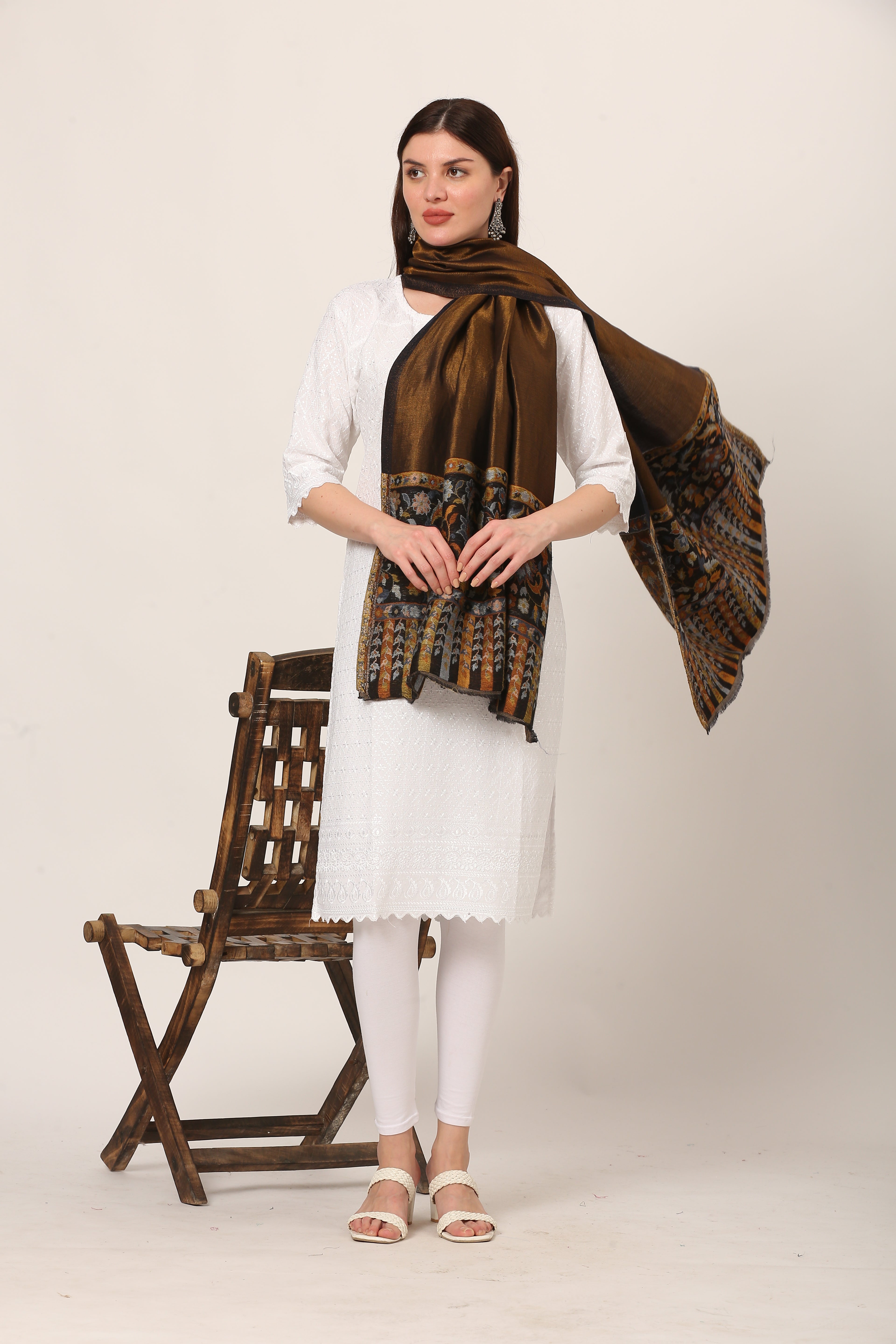 zari kani weave palla stole