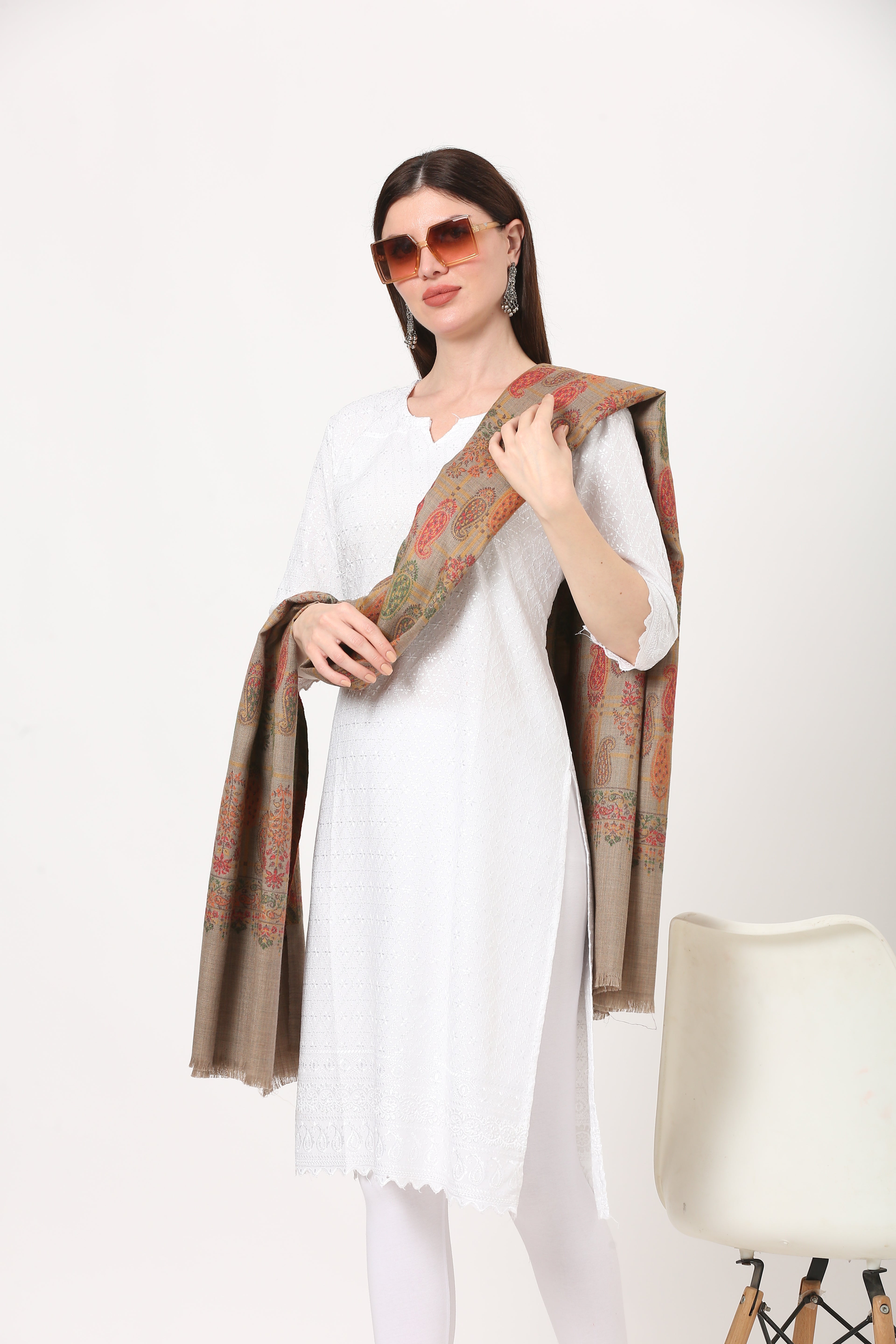 fine woolen kani weave shawl