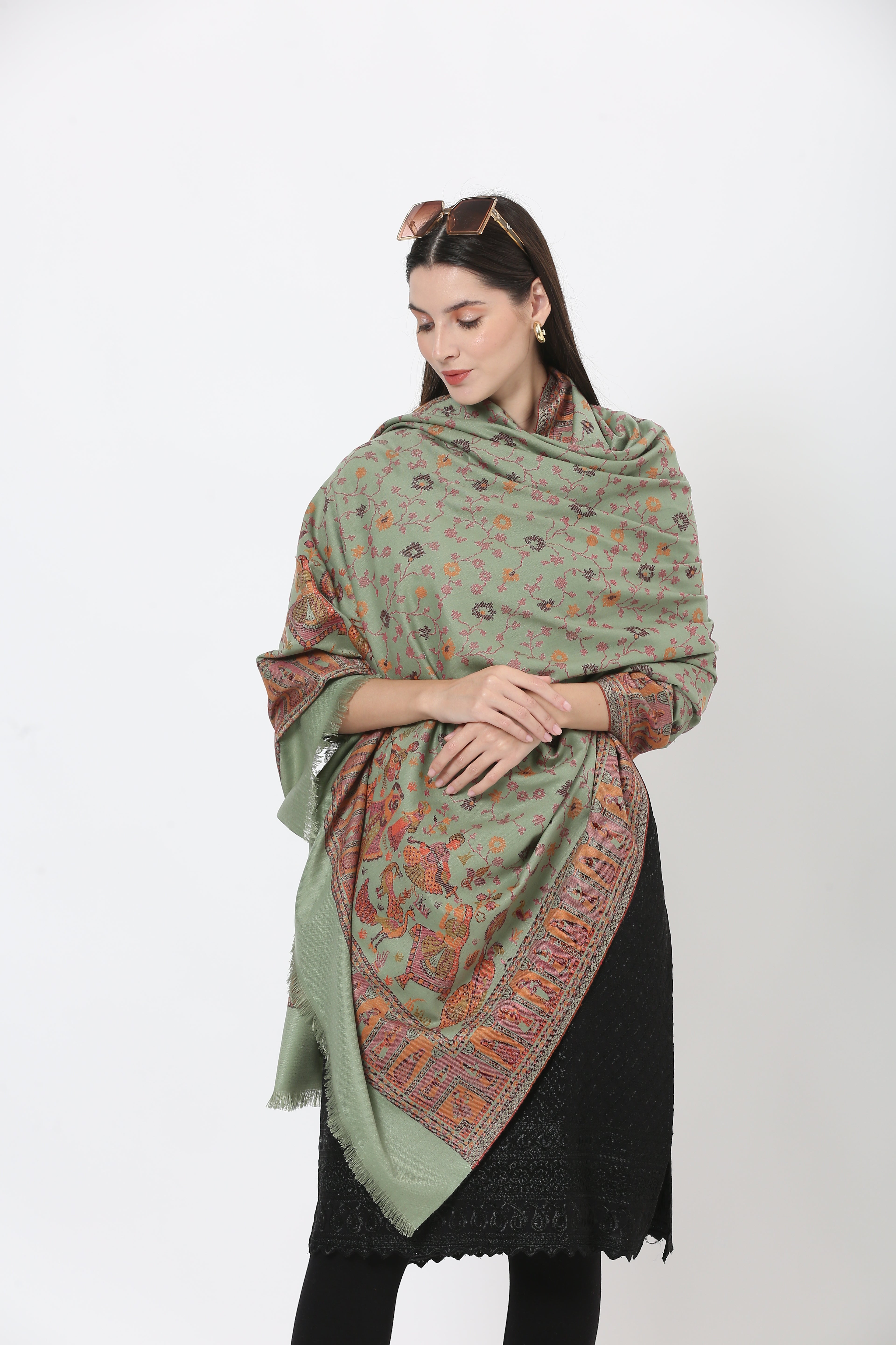 medieval floro shawl