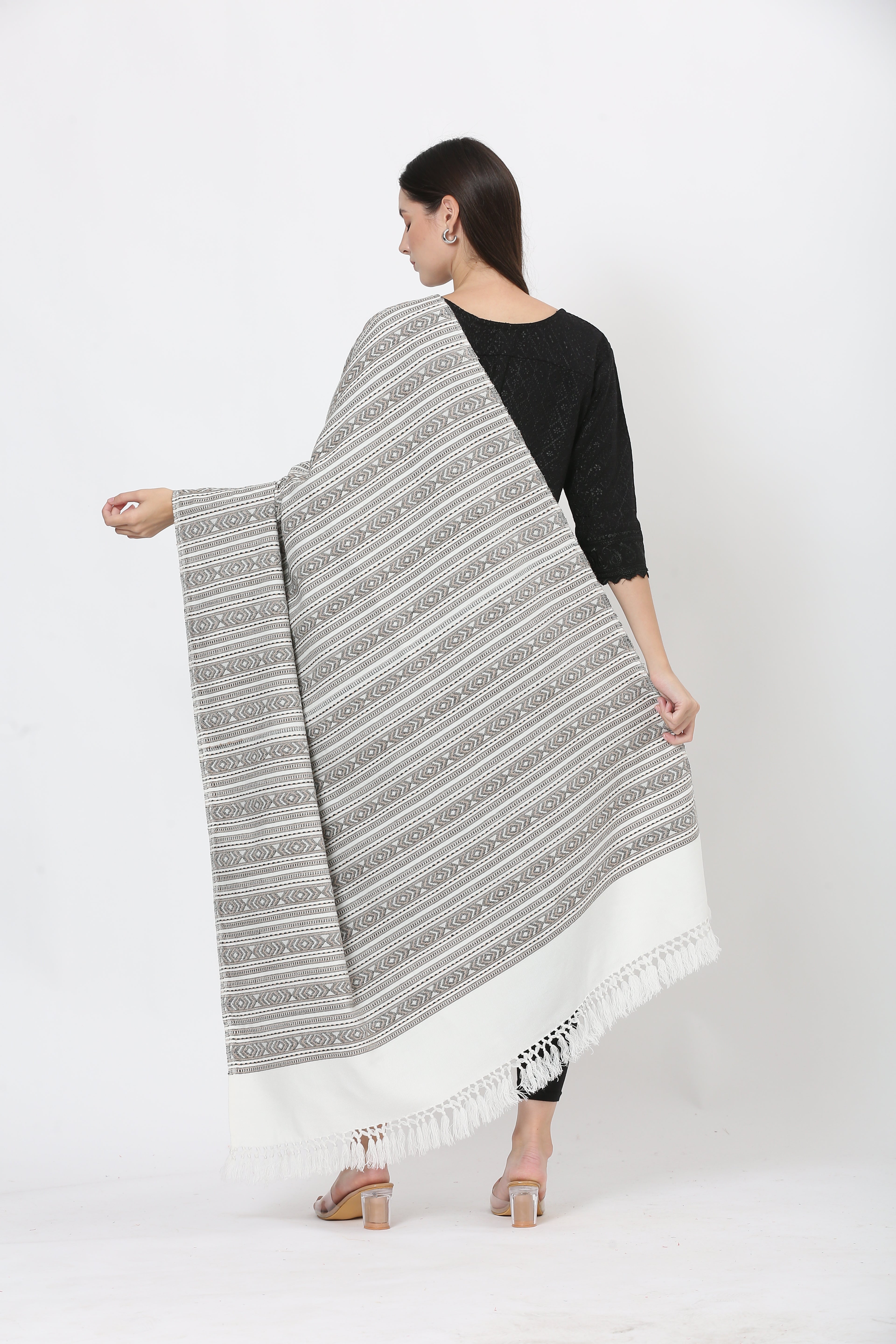 naga retro weave shawl