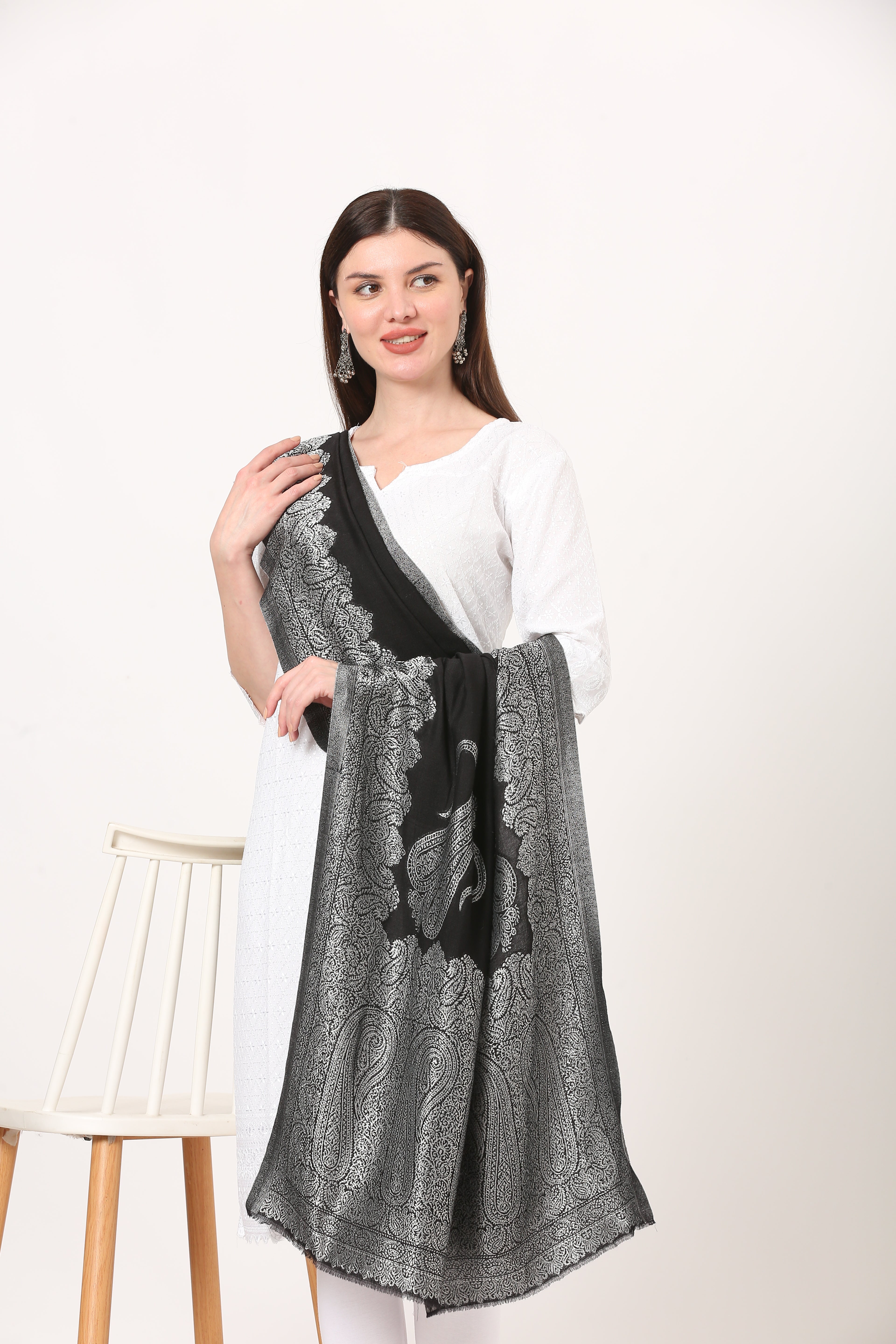 sober fine woolen stole