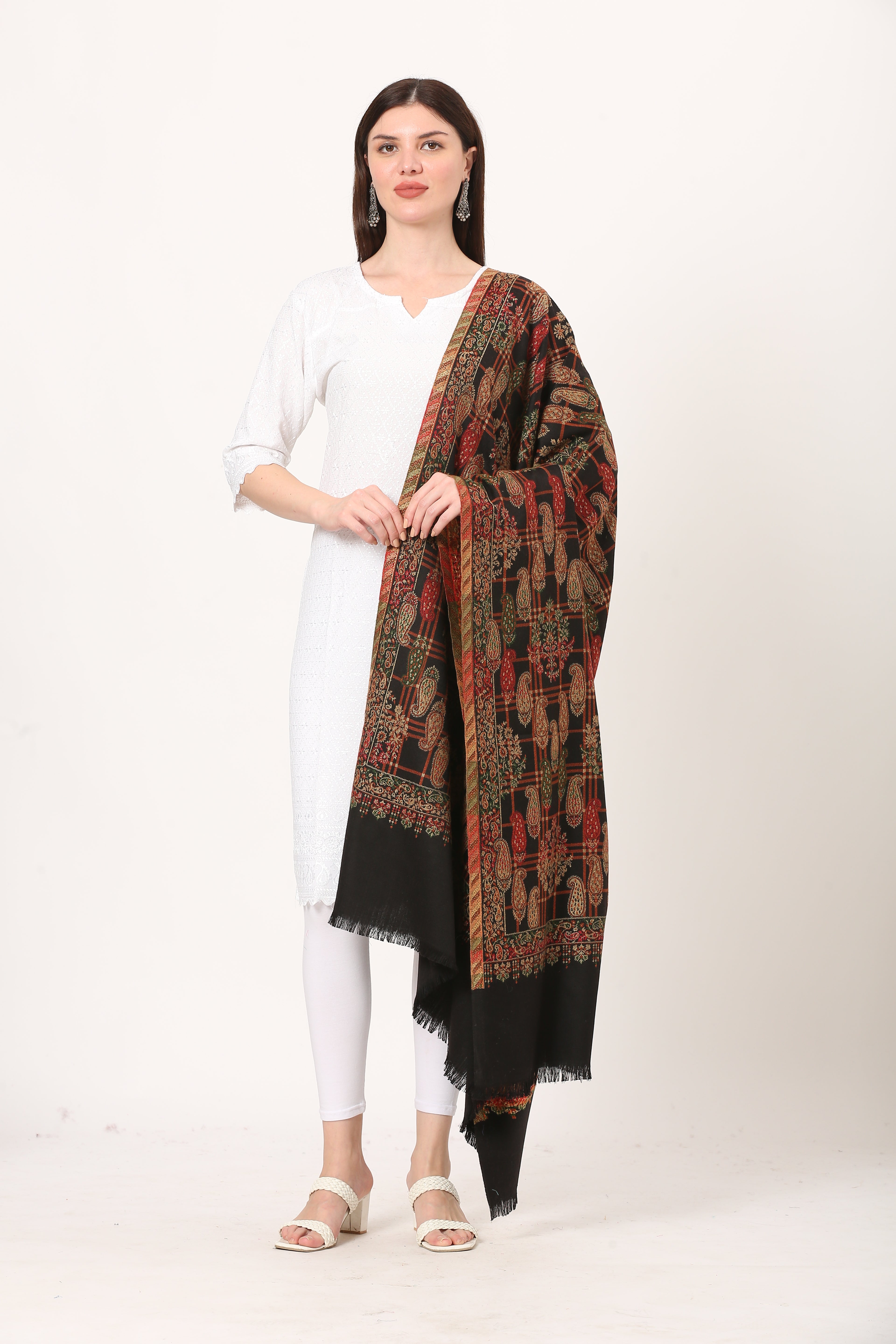 fine woolen kani weave shawl