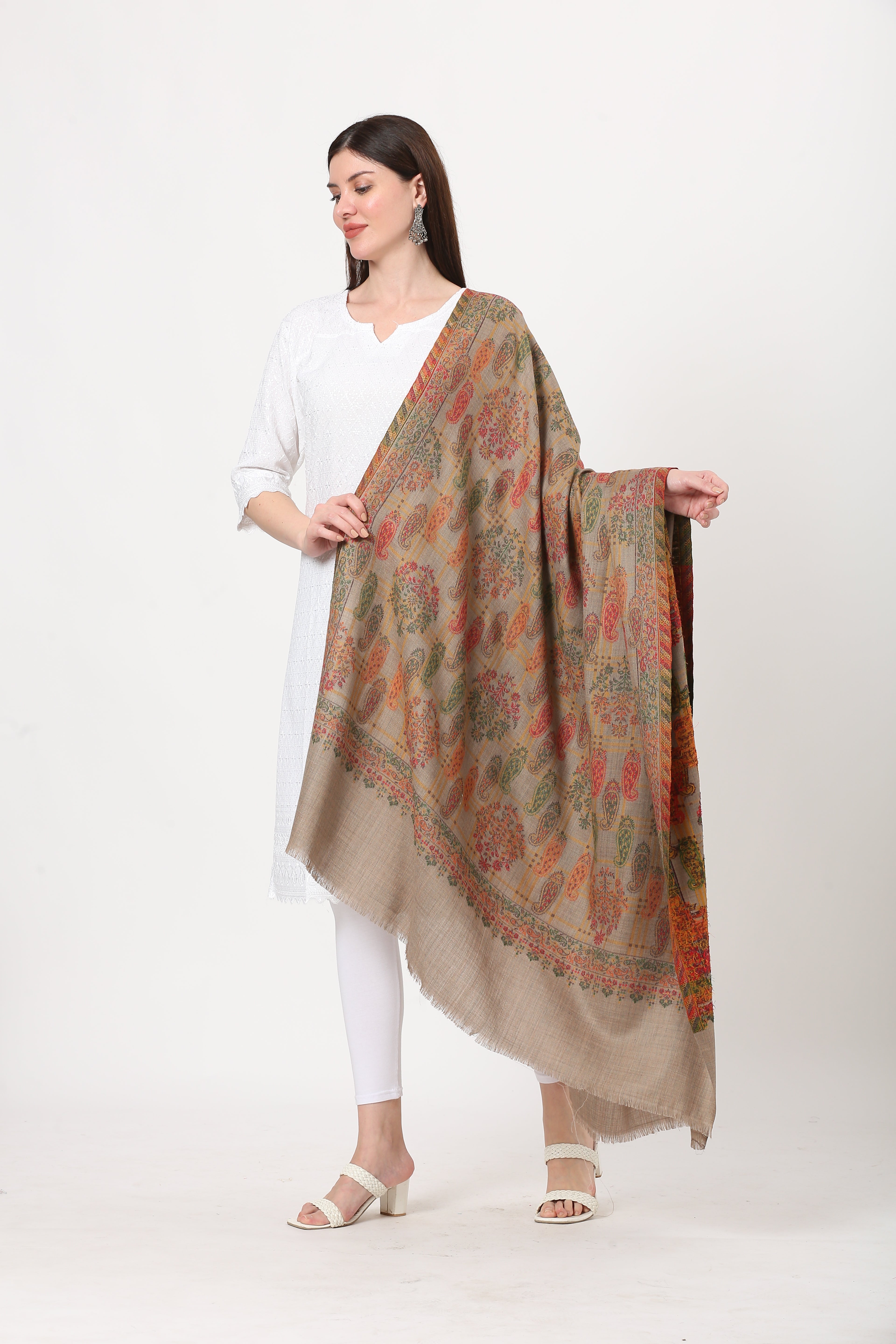 fine woolen kani weave shawl