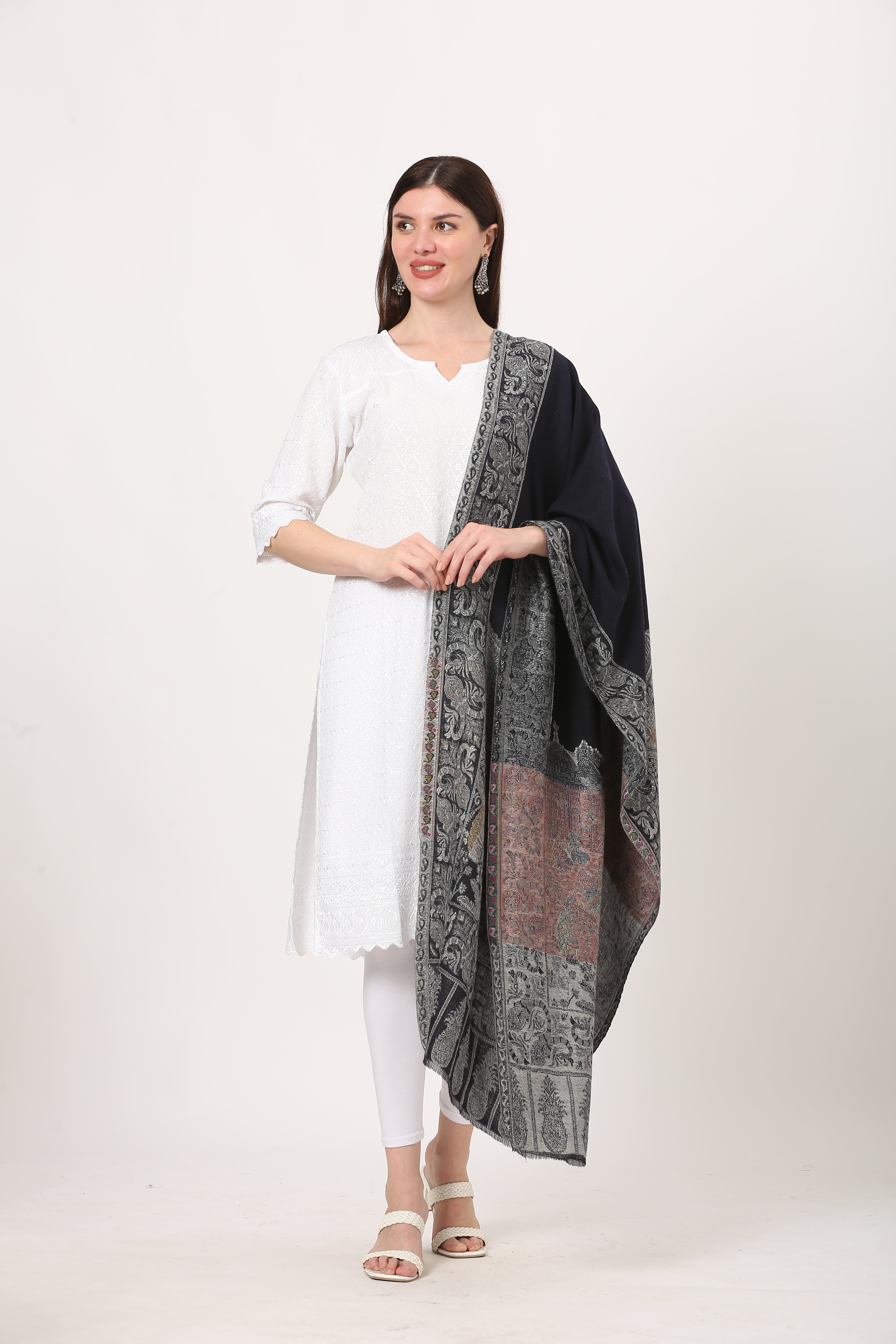 kani medieval palla stole