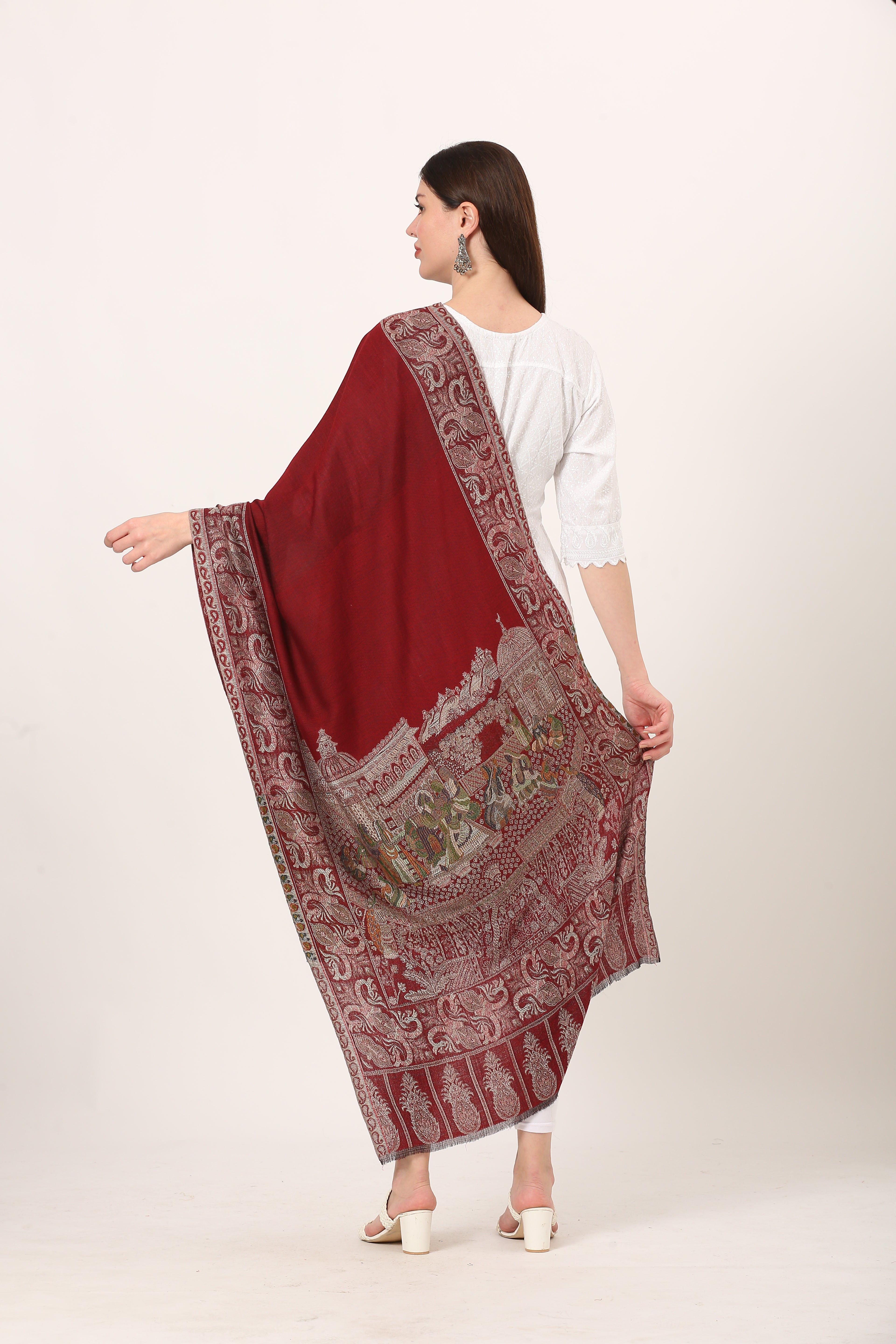 kani medieval palla stole